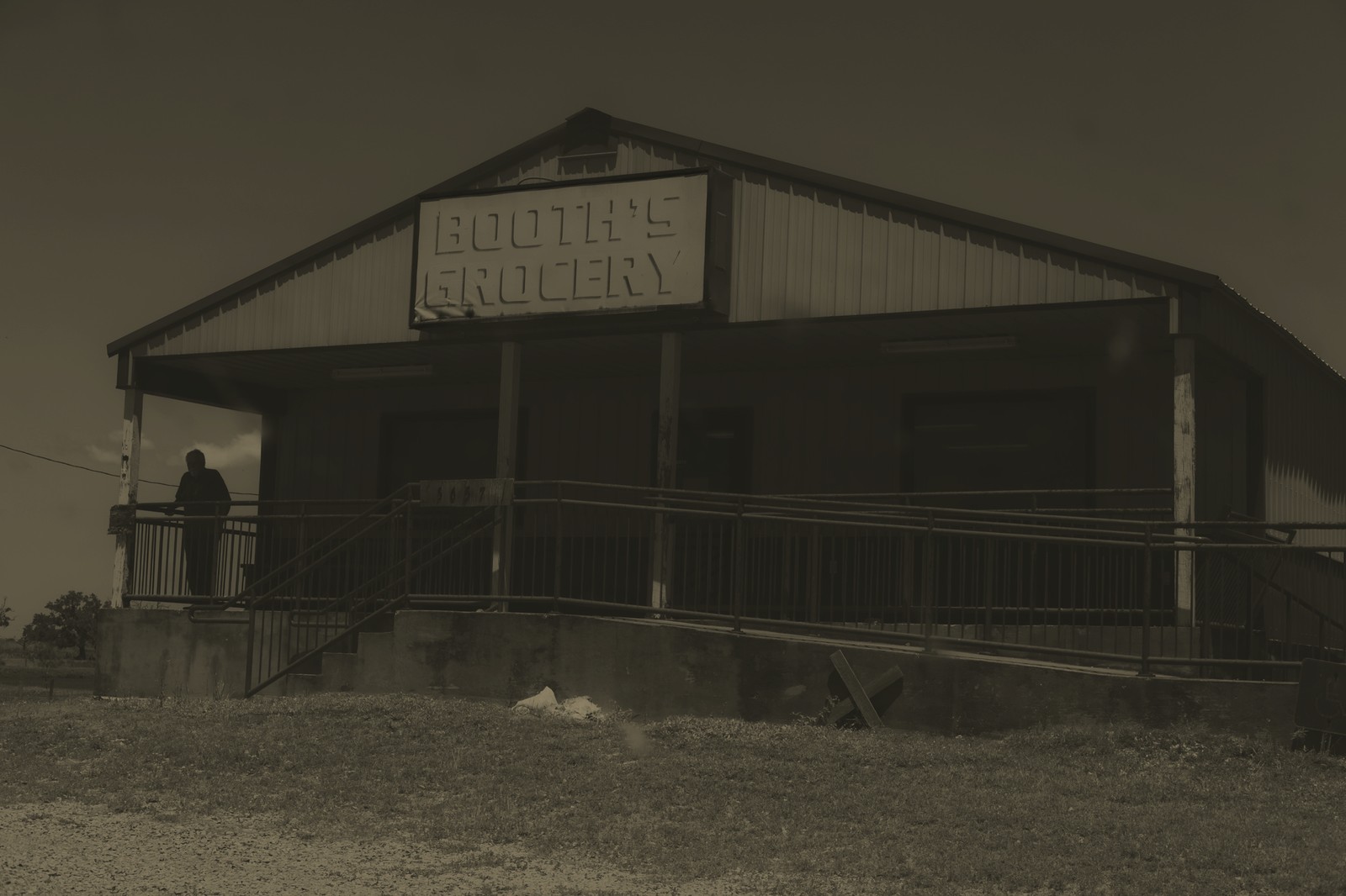 Booth's Grocery exterior
